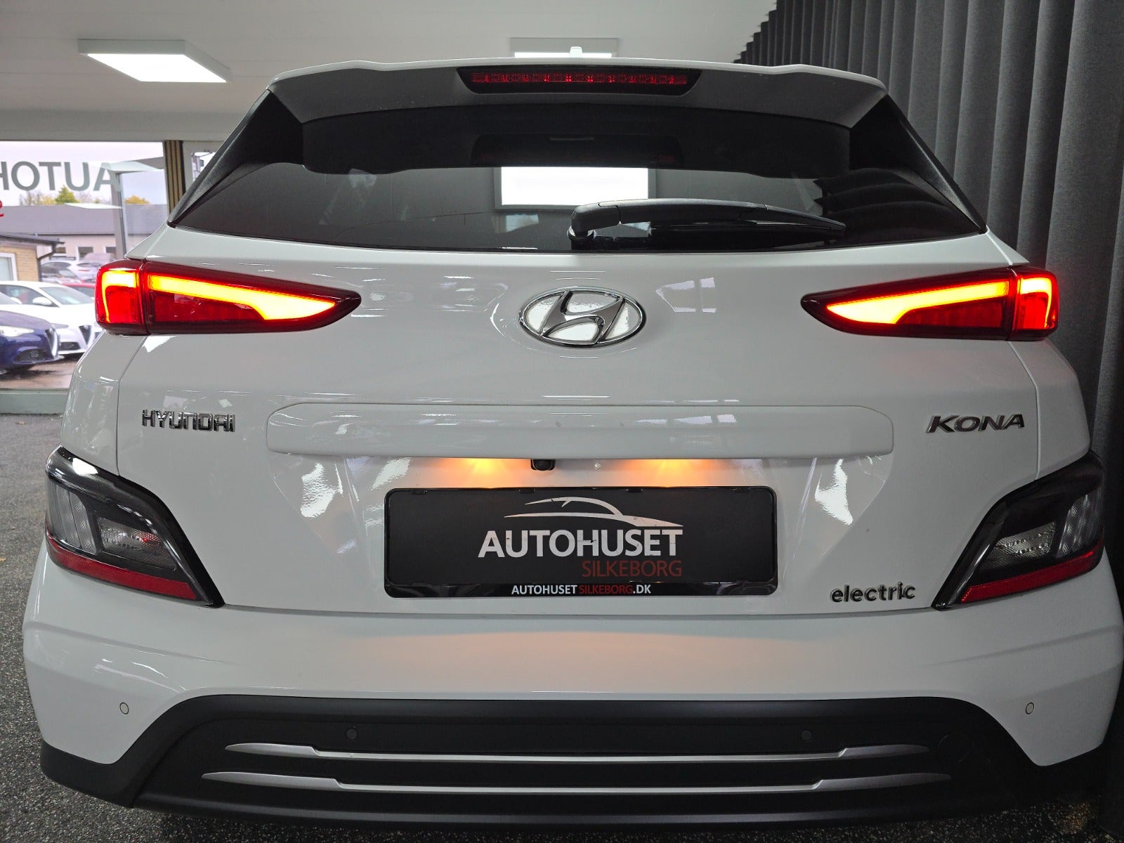Hyundai Kona EV Trend