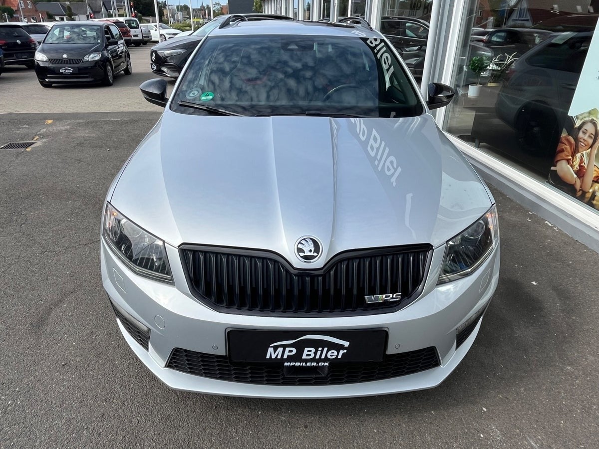 Billede af Skoda Octavia 2,0 TSi 220 RS Combi DSG