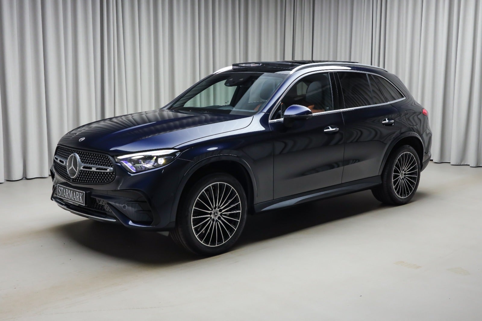 Mercedes-Benz GLC 400 e (1/8)