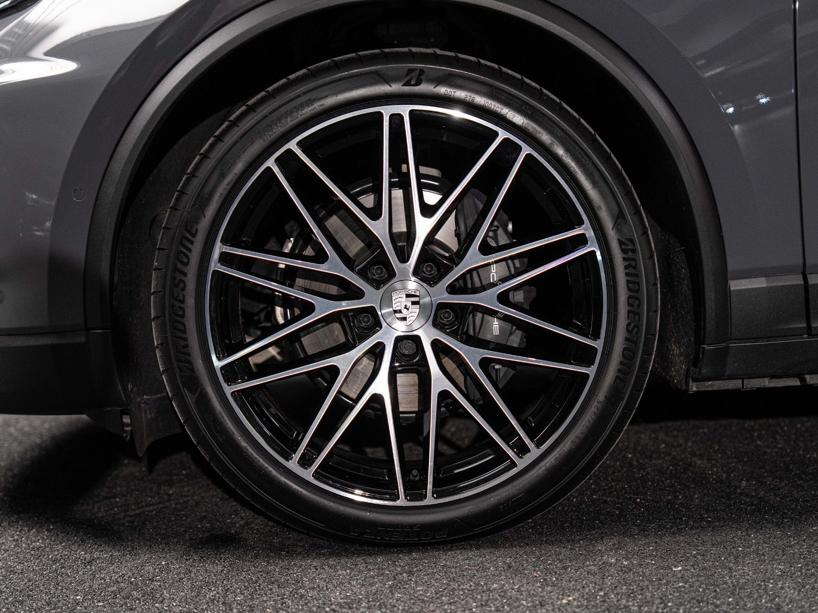 Gallery image 5 of 18