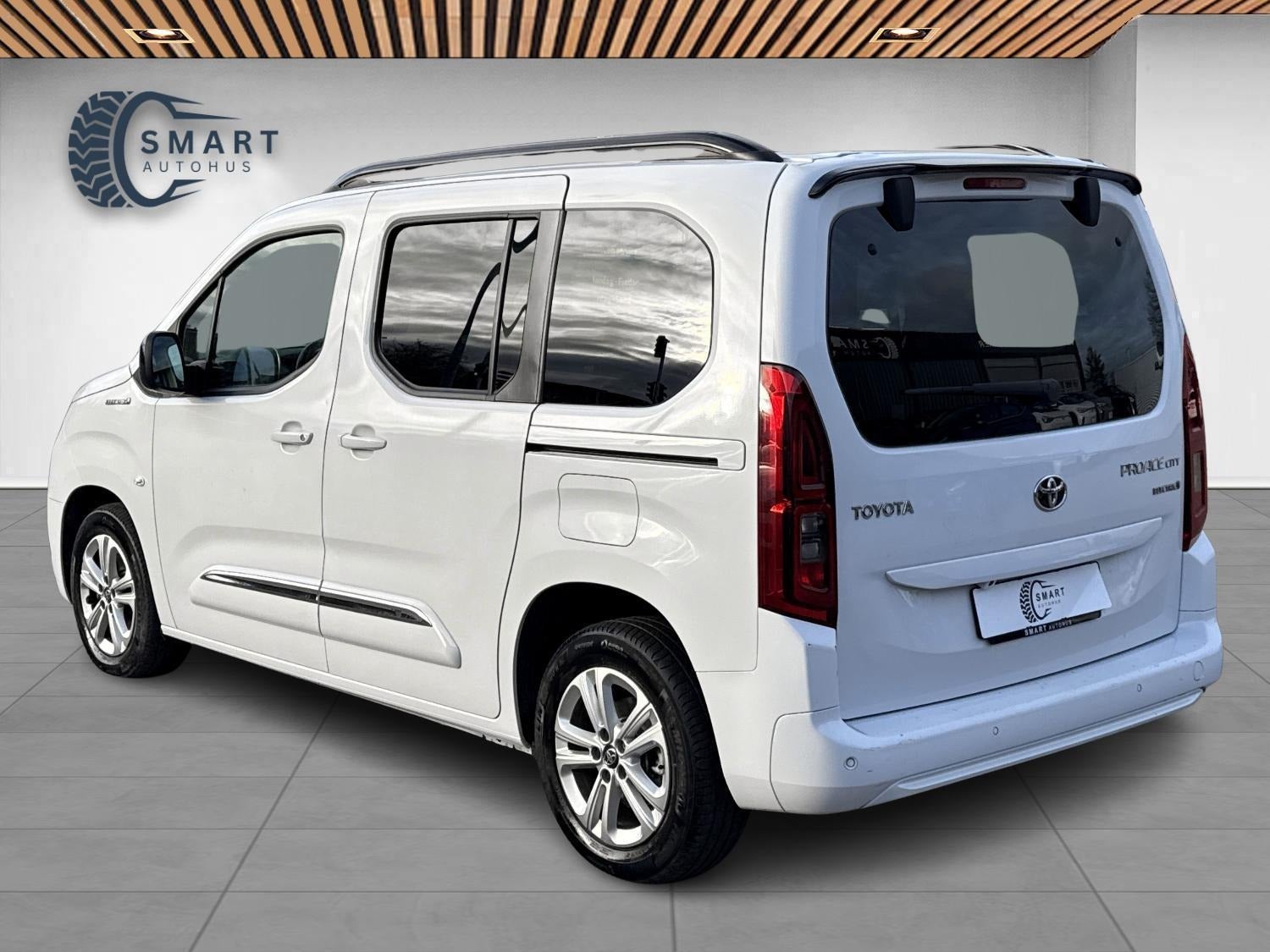 Billede af Toyota ProAce City Verso 50 Medium Family