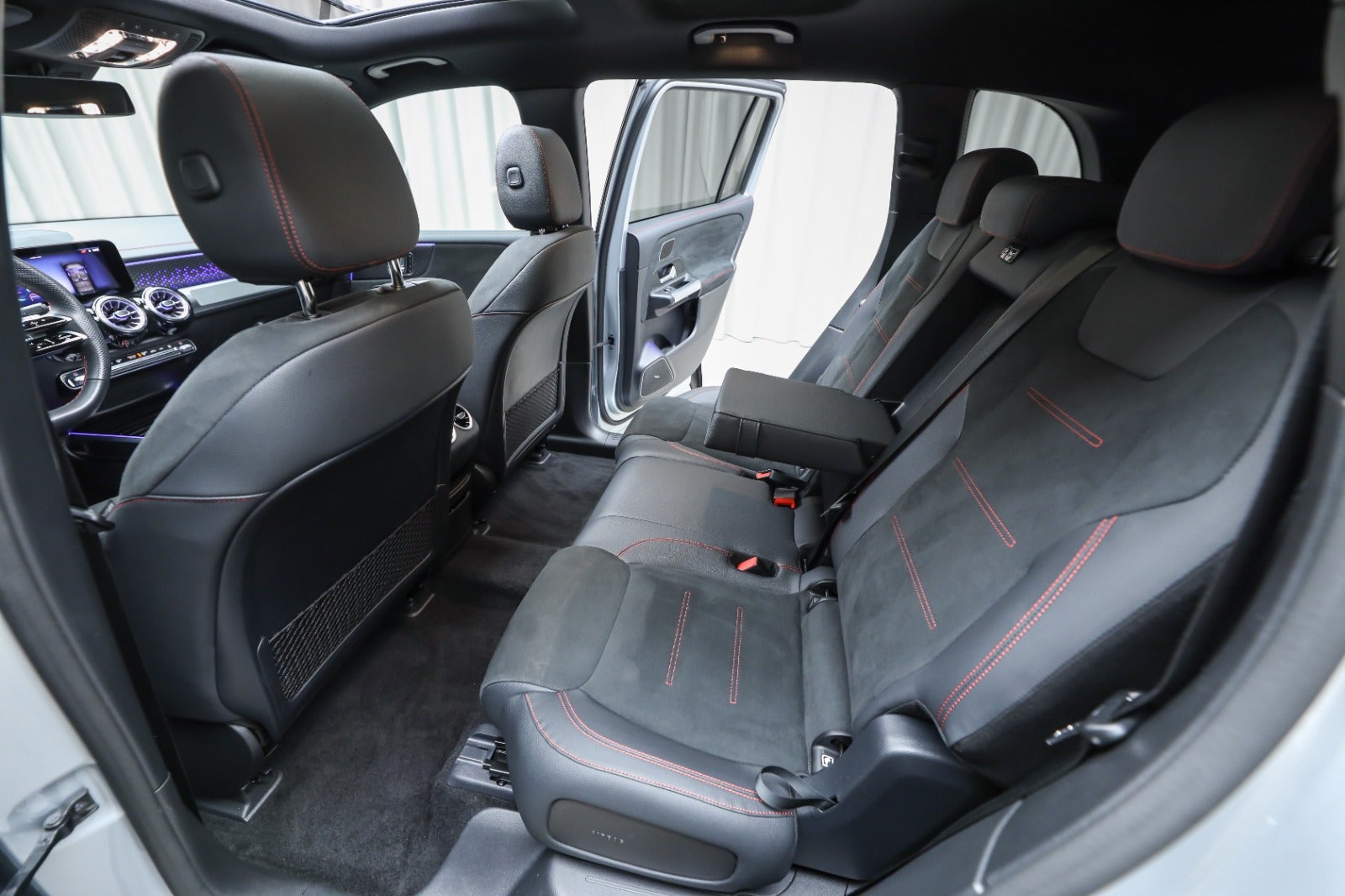 Mercedes-Benz EQB 250+ (5/8)