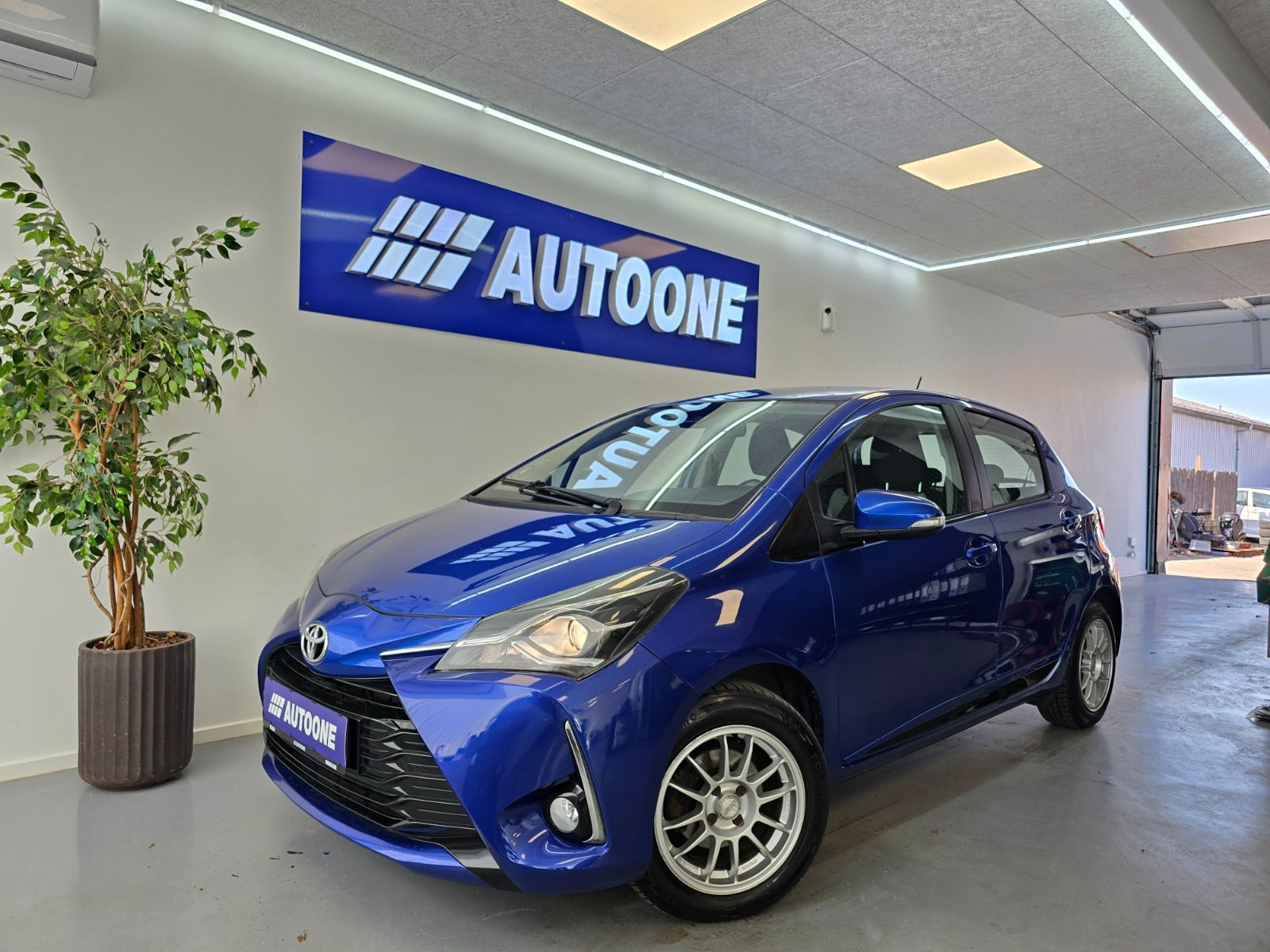 Billede af Toyota Yaris 1,0 VVT-i T2