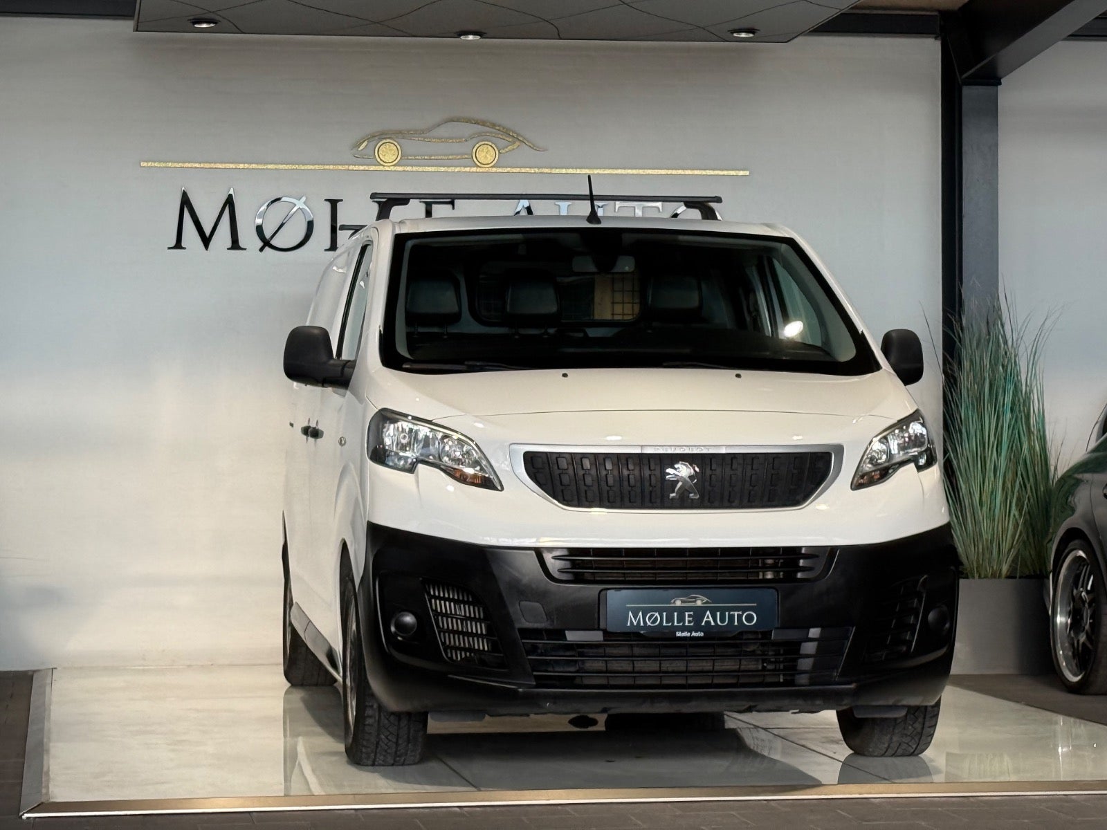 Billede af Peugeot Expert 1,6 BlueHDi 115 L2 Plus Van