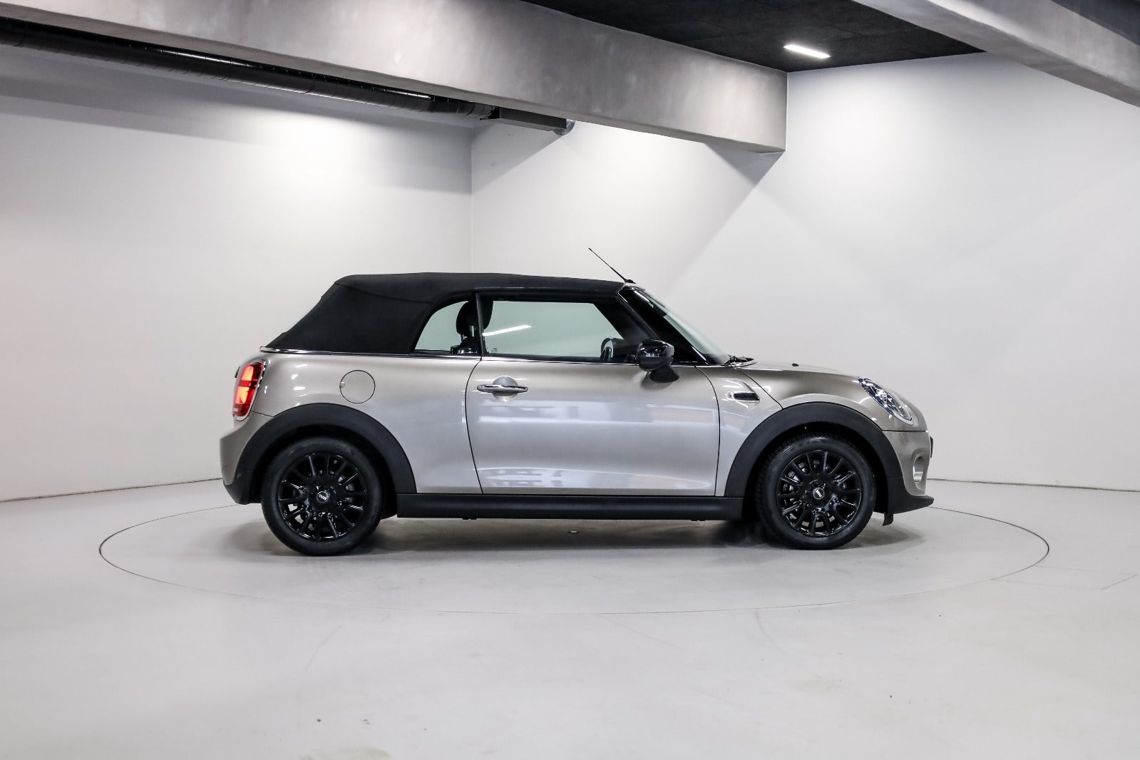 MINI Cooper 1,5 Essential Cabriolet aut.