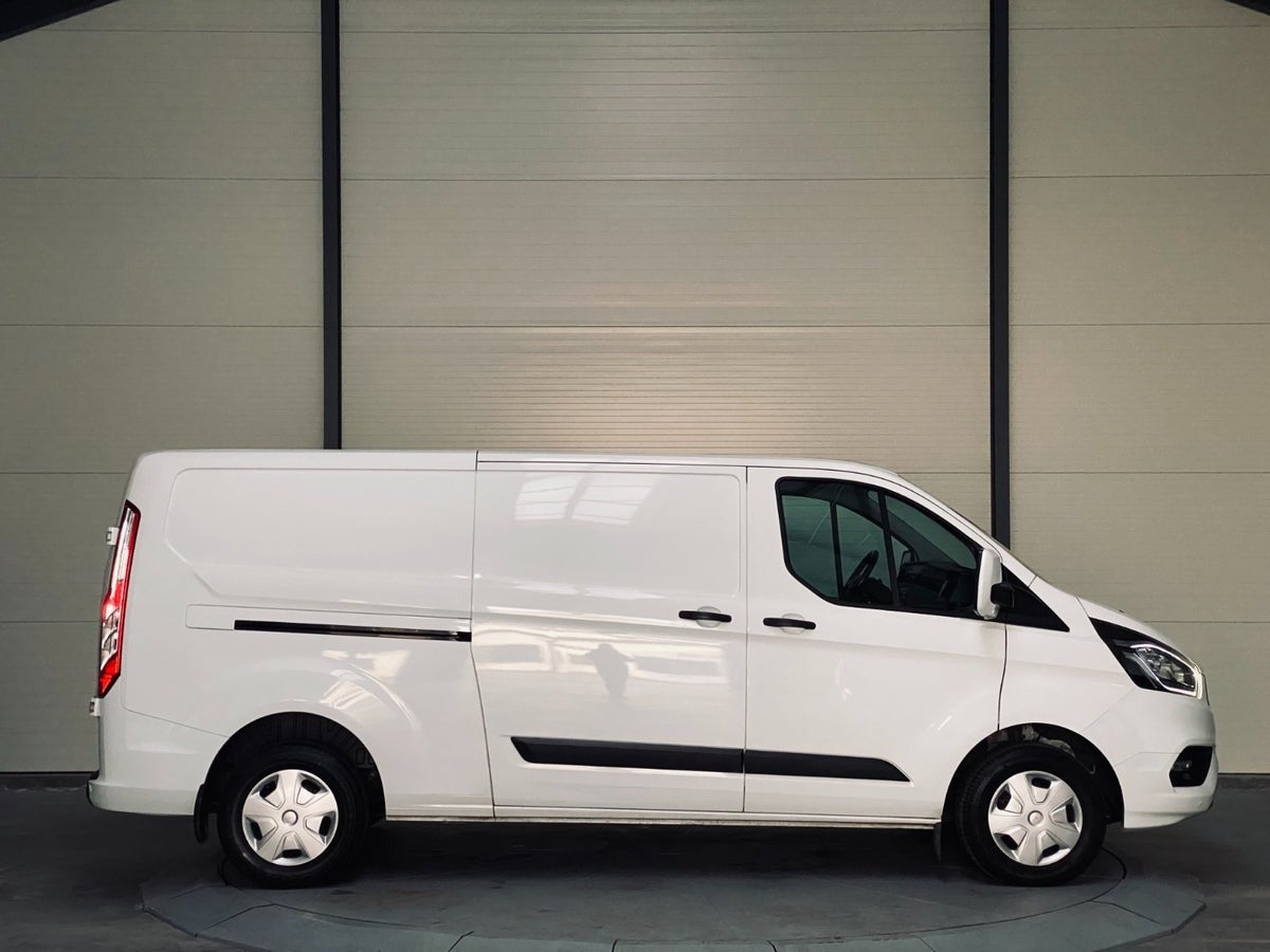 Billede af Ford Transit Custom 300L 2,0 TDCi 130 Trend