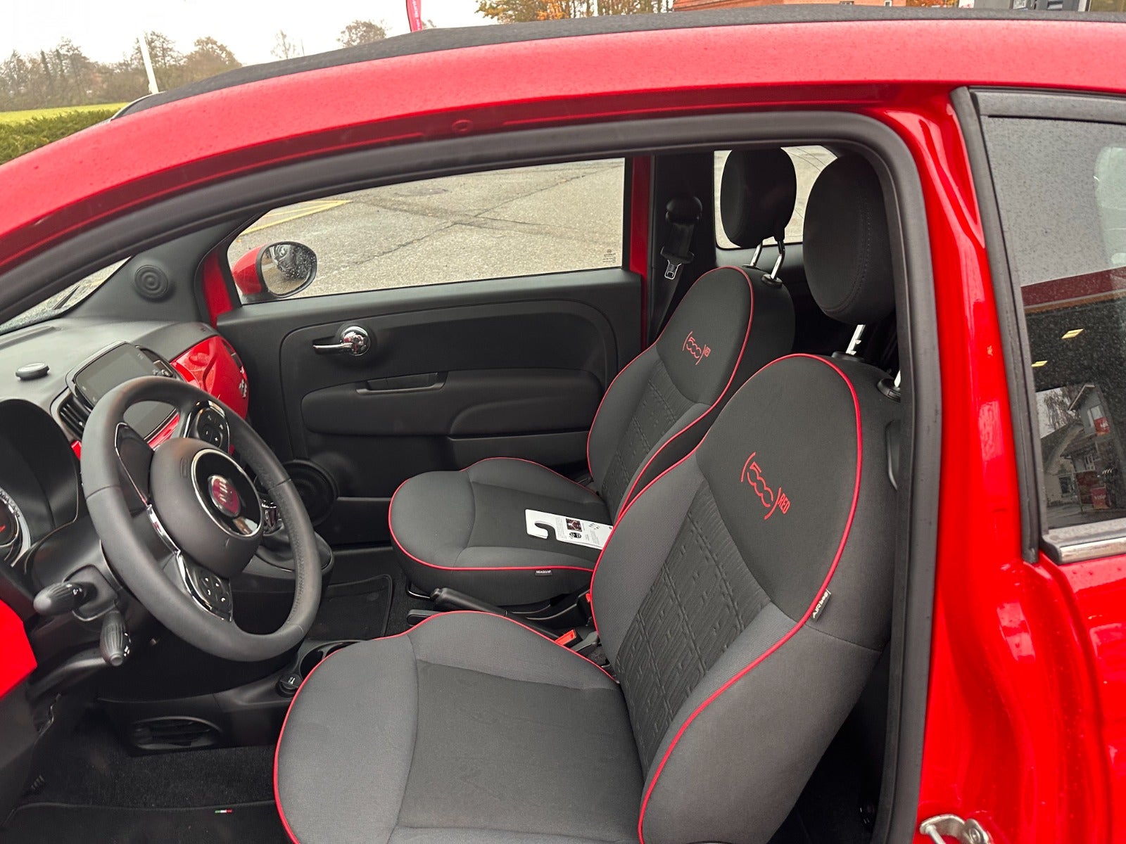Fiat 500C Hybrid (RED)
