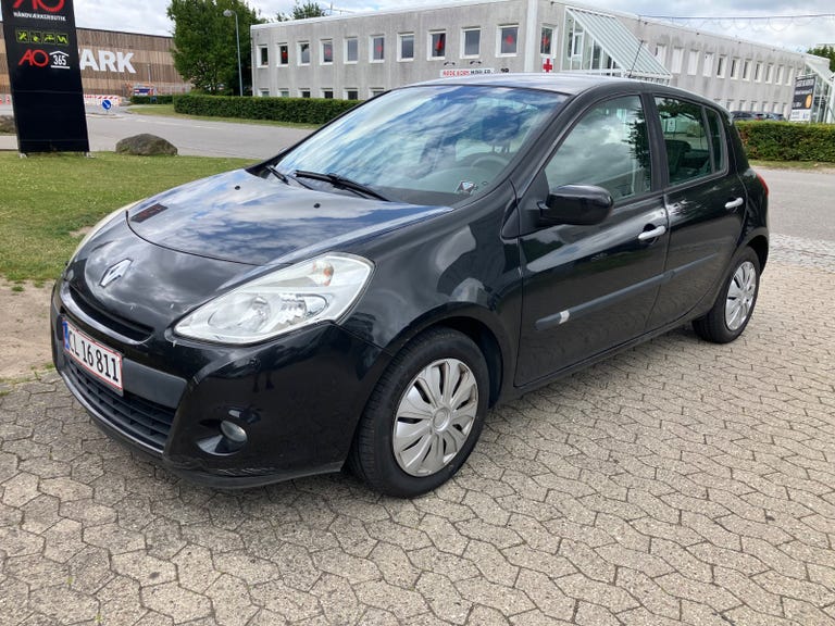 Renault Clio III 16V Advantage