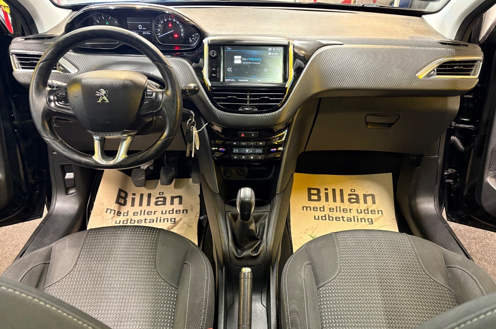 Billede af Peugeot 208 1,2 PureTech 82 Allure Sky