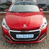 Peugeot 208 BlueHDi 100 Signature Sky thumbnail