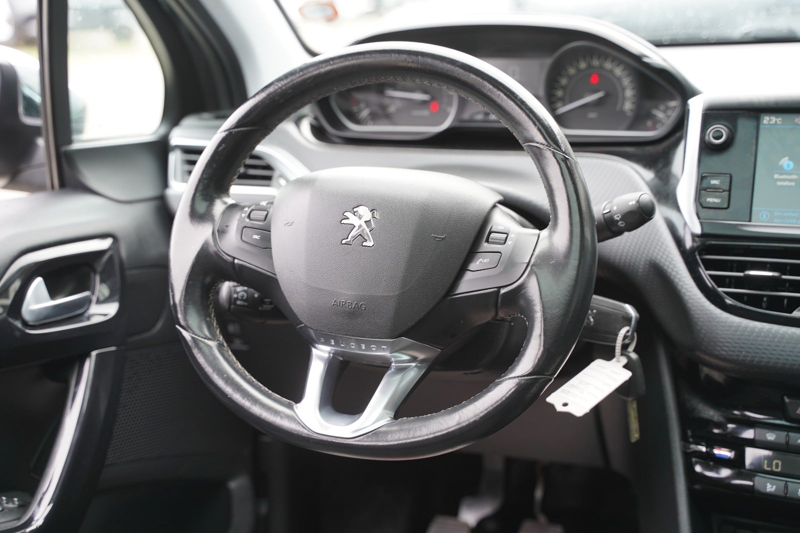 Billede af Peugeot 208 1,2 VTi 82 Selection Sky