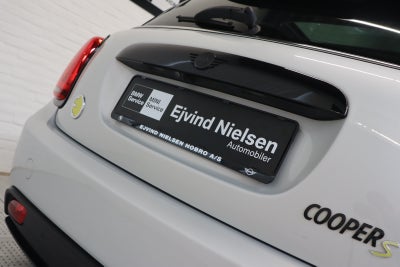 MINI Cooper SE Camden Edition