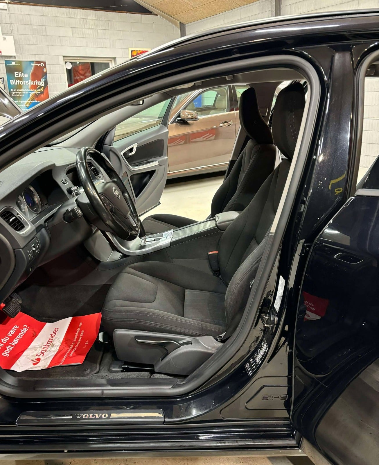 Billede af Volvo V60 1,6 T4 180 Kinetic aut.