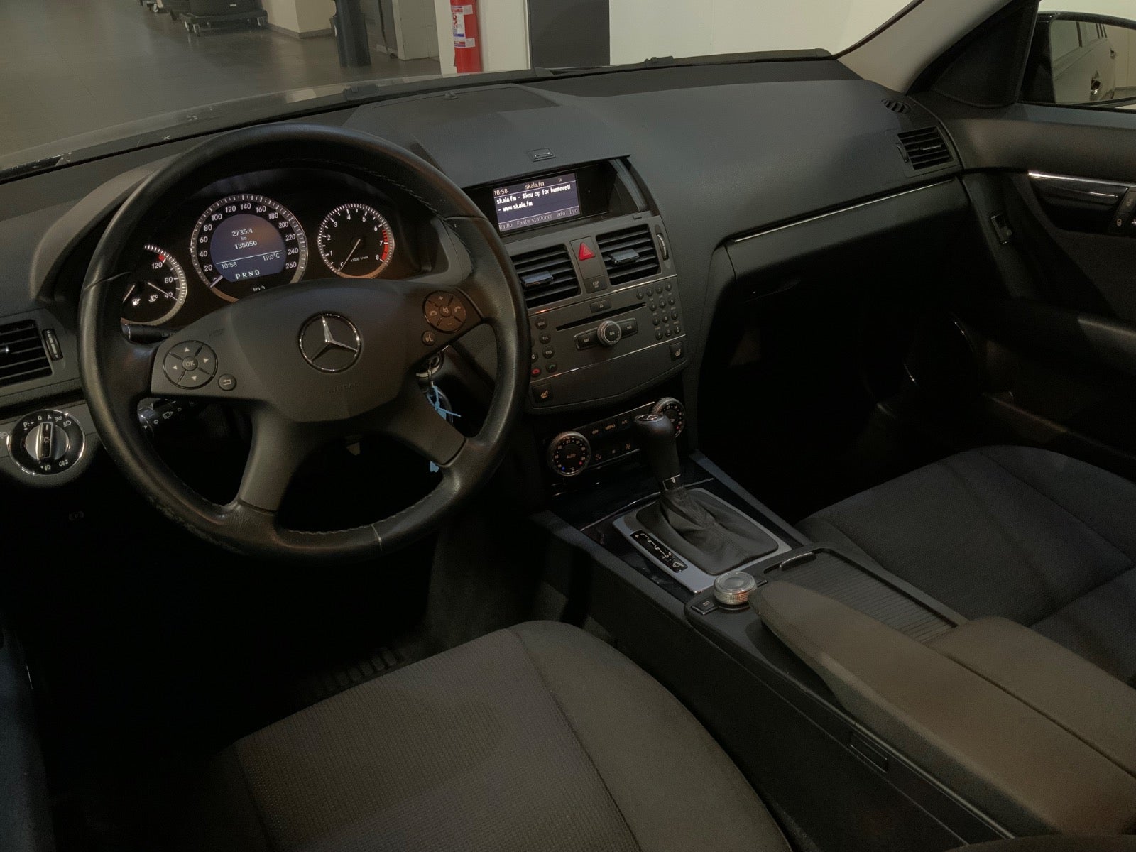 Mercedes-Benz C 180