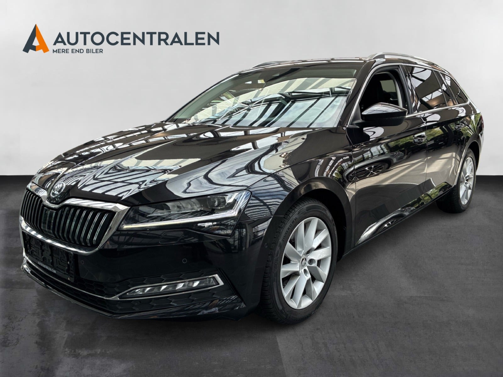 Skoda Superb TSi 150 Business Executive Combi DSG