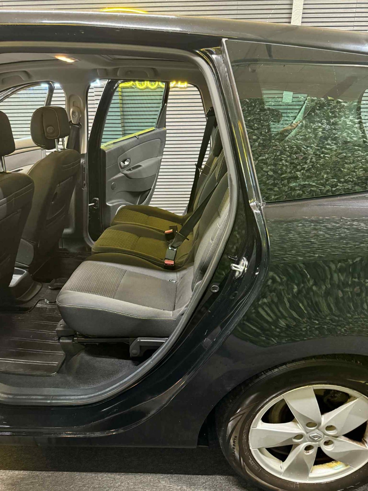 Billede af Renault Grand Scenic III 1,9 dCi 130 Dynamique 7prs