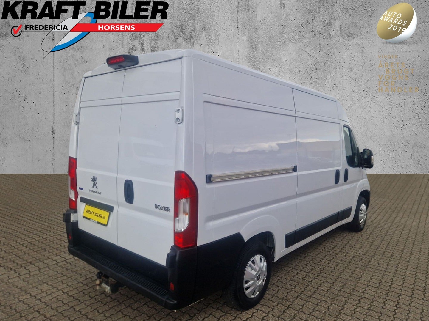 Billede af Peugeot Boxer 333 2,2 BlueHDi 140 L2H2 Premium
