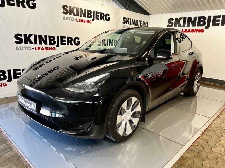 Tesla Model Y RWD