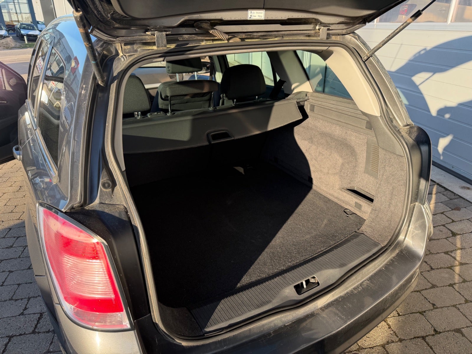 Billede af Opel Astra 1,6 16V 115 Enjoy Wagon