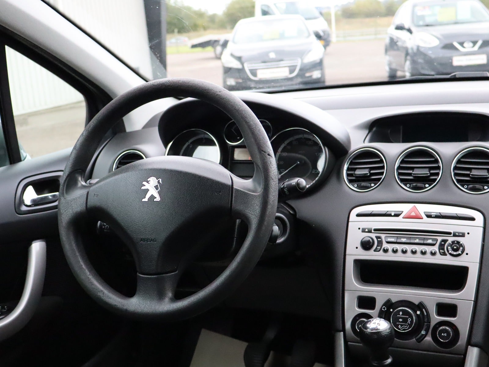 Billede af Peugeot 308 1,6 e-HDi 112 Sportium SW