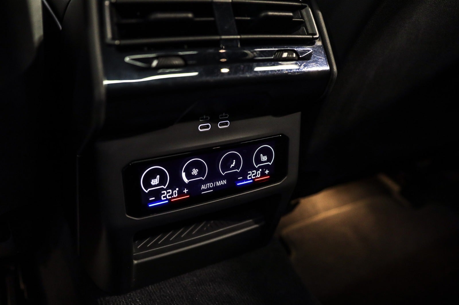 Billede af BMW i5 eDrive40 Touring Fully Charged