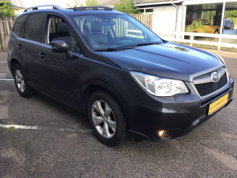 Subaru Forester D XE CVT AWD Van