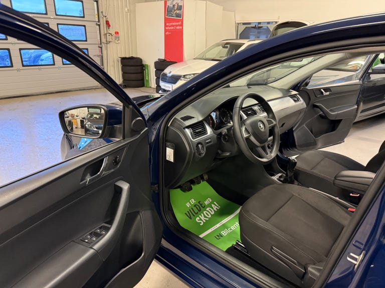 Skoda Rapid TSi 110 Ambition