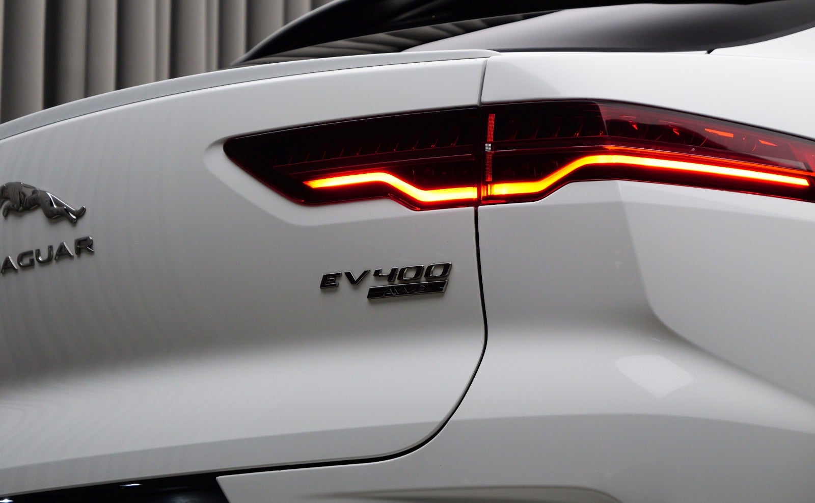 Jaguar I-Pace EV400 HSE AWD
