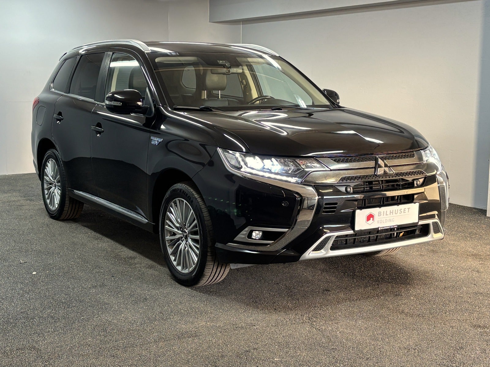 Billede af Mitsubishi Outlander 2,4 PHEV Intense CVT 4WD
