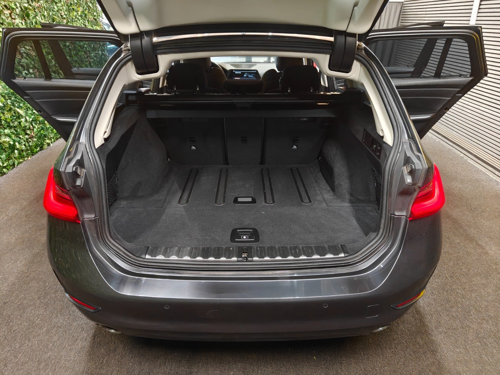 Billede af BMW 320d 2,0 Sport Line aut.