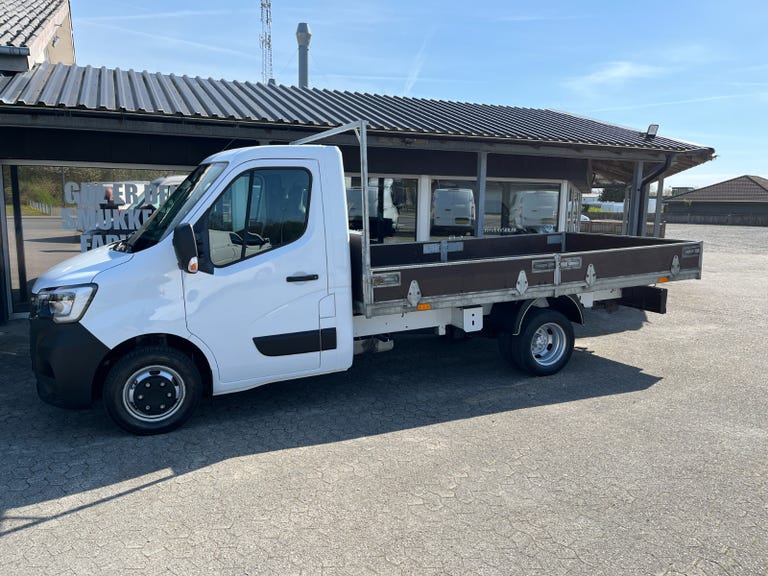 Renault Master IV T35 dCi 165 L3 Chassis RWD