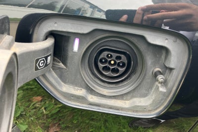 BMW 330e Touring Sport Line aut.