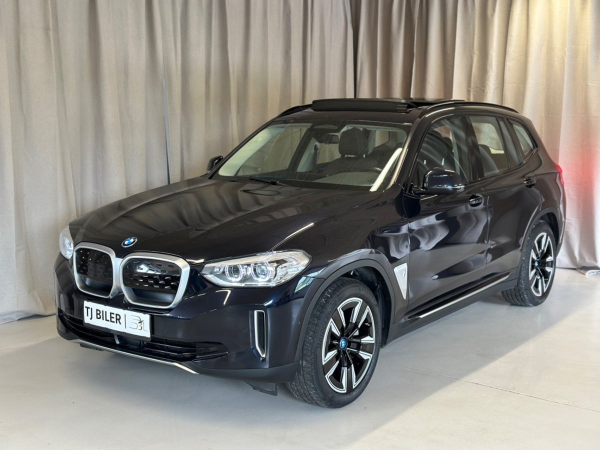 BMW iX3 Charged