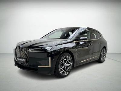BMW iX xDrive40 Fully Charged