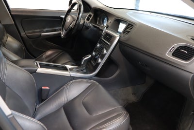 Volvo V60 D4 181 Momentum aut. Van