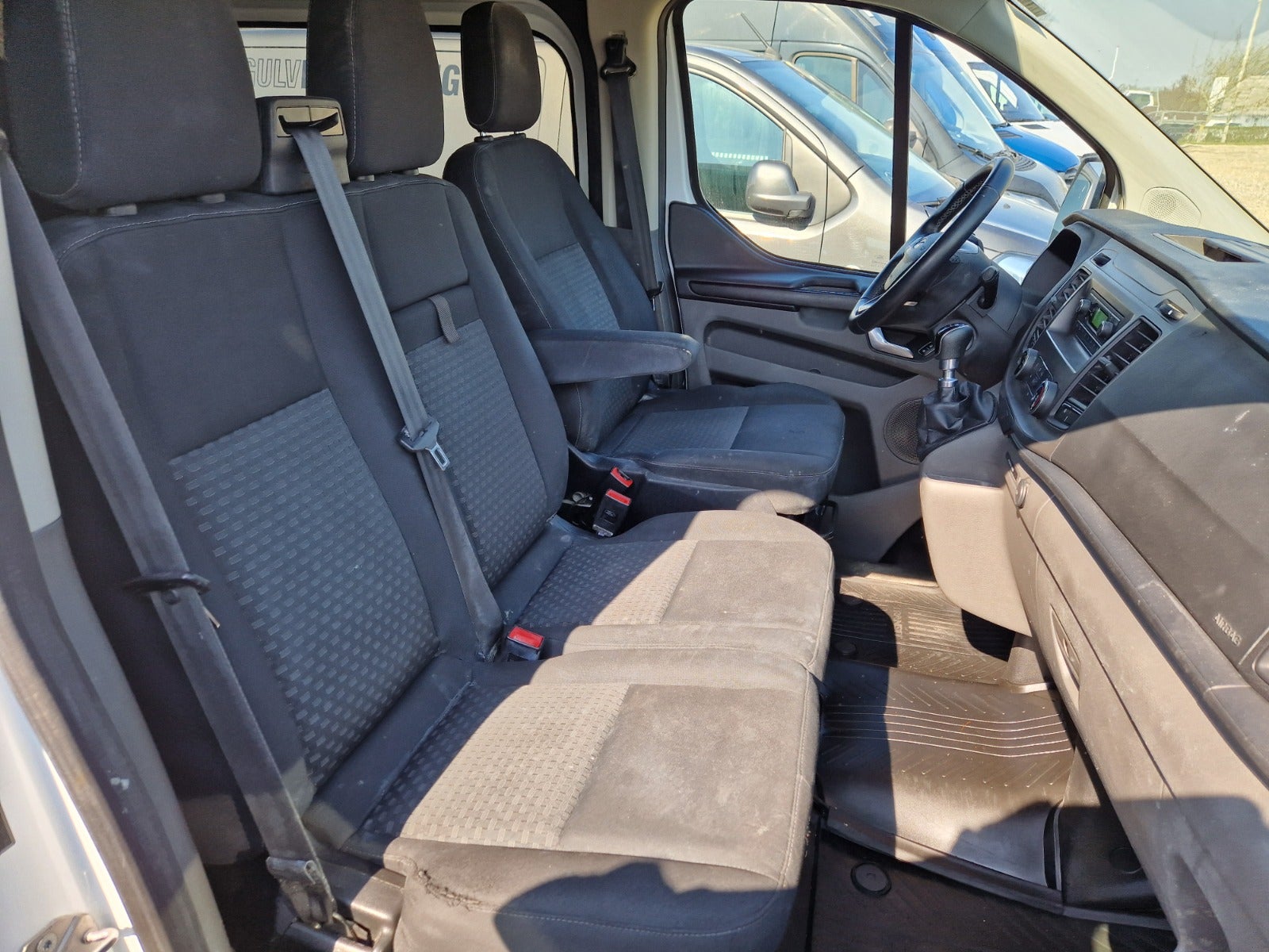 Billede af Ford Transit Custom 300L 2,0 TDCi 130 Trend Mandskabsvogn