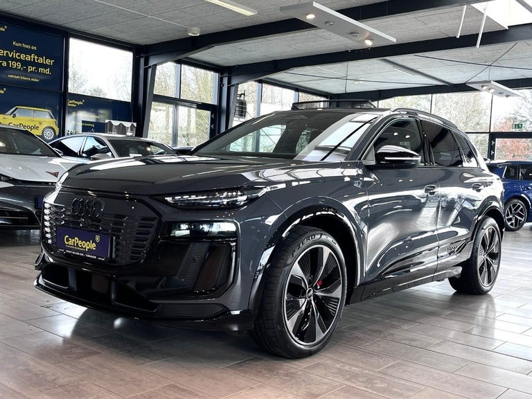 Audi Q6 e-tron Ultra quattro Van