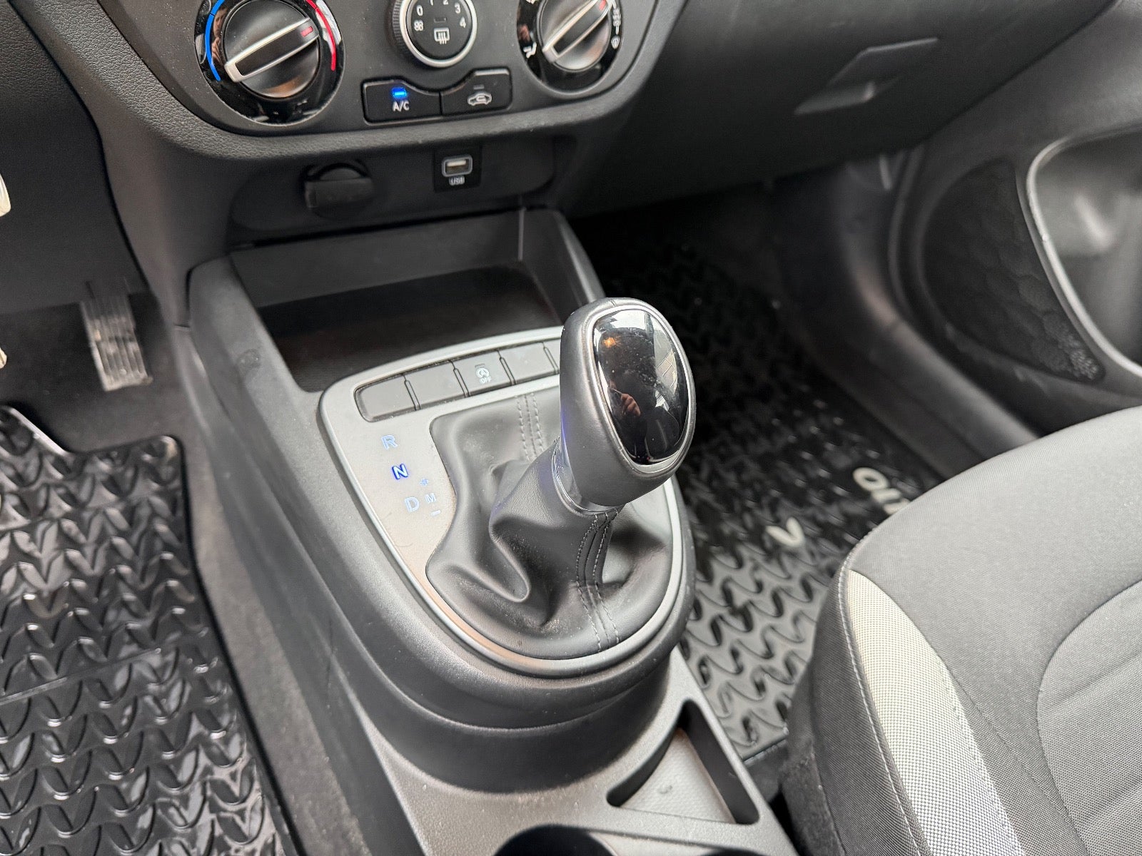 Billede af Hyundai i10 1,0 MPi Essential AMT