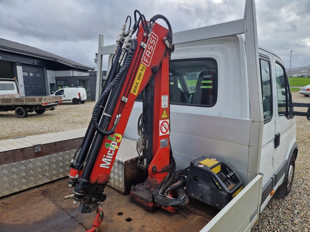 Iveco Daily 2,3 35S13 Mandskabsvogn m/lad