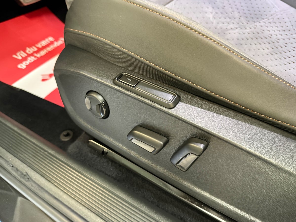 Cupra Born e-Boost Dinamica Pack High Cupra Born e-Boost Dinamica Pack High