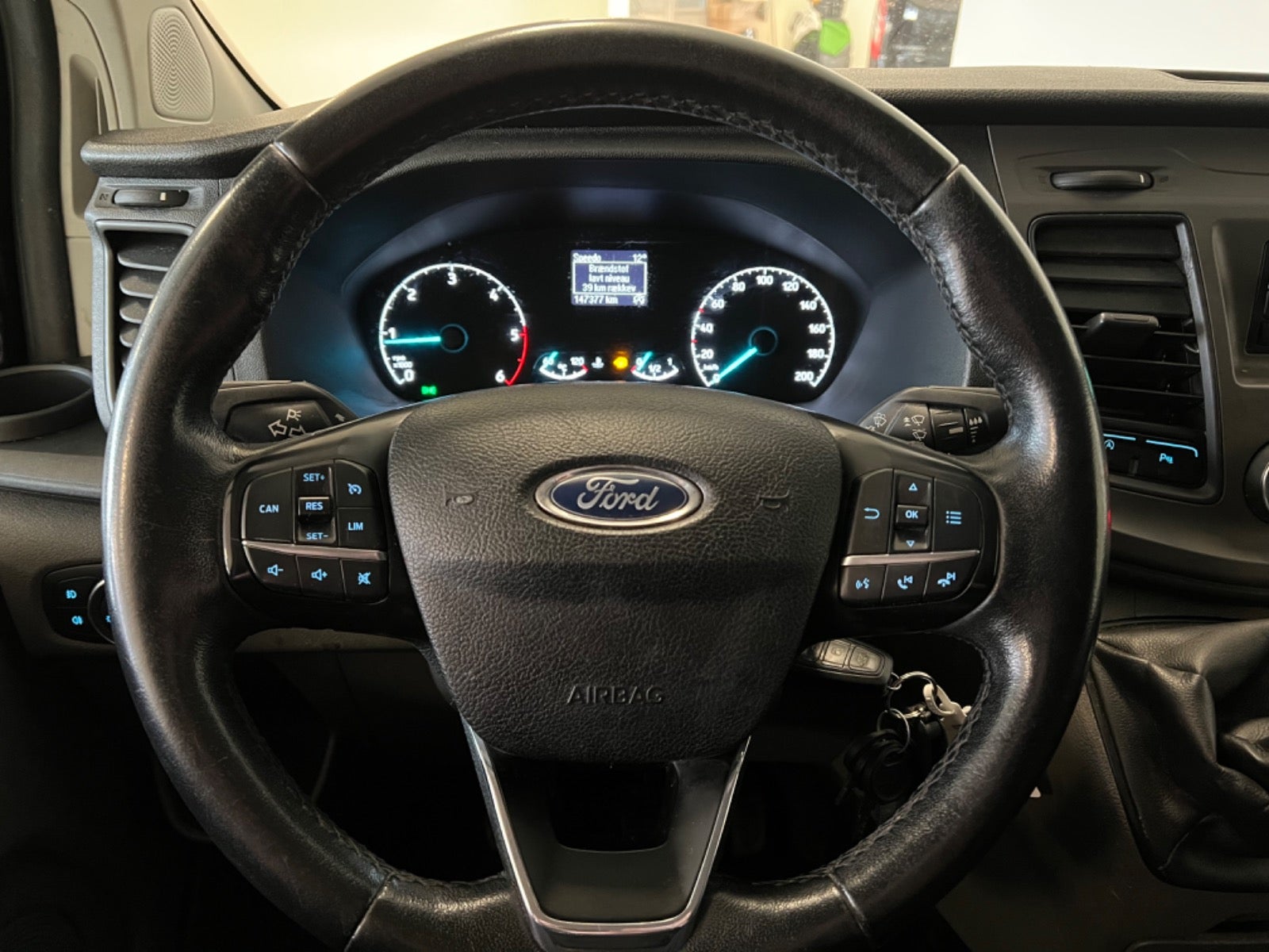 Billede af Ford Transit Custom 300L 2,0 TDCi 130 Trend