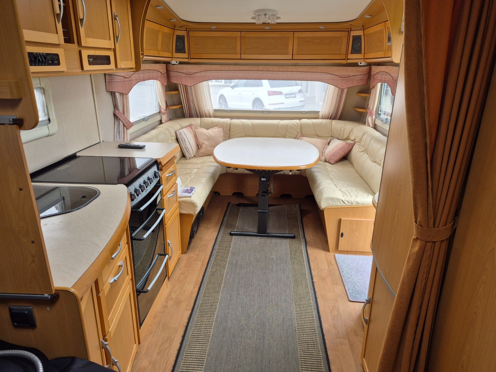 Kabe Royal 560 KS XL  – 9