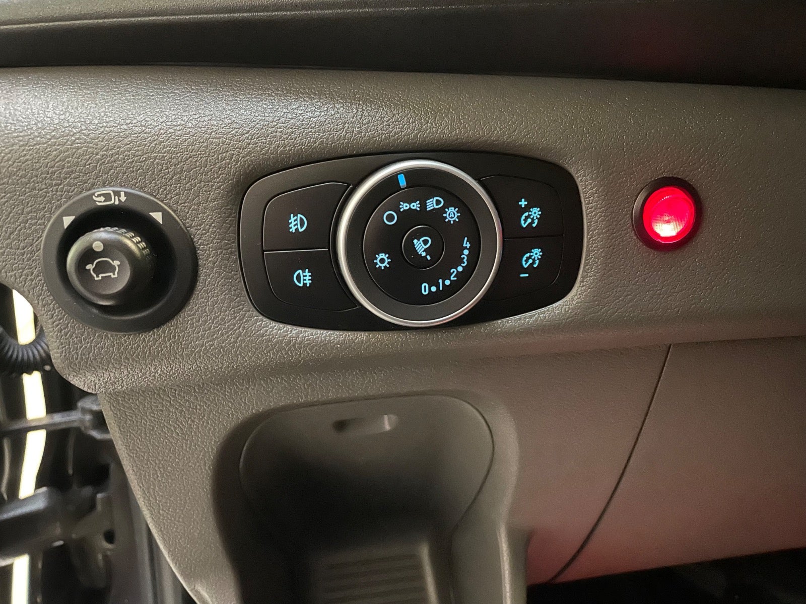 Billede af Ford Transit 350 L2 Van 2,0 TDCi 170 Trend aut. H2 FWD