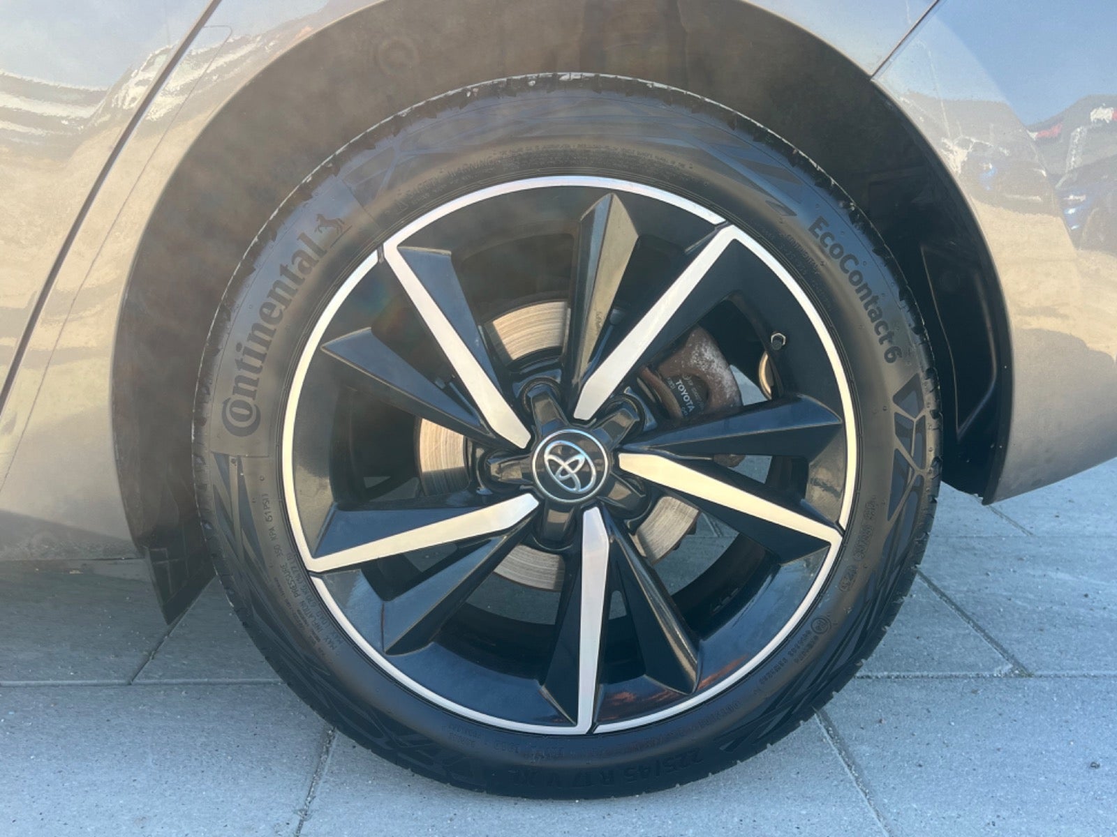 Billede af Toyota Auris 1,8 Hybrid H2 Selected CVT