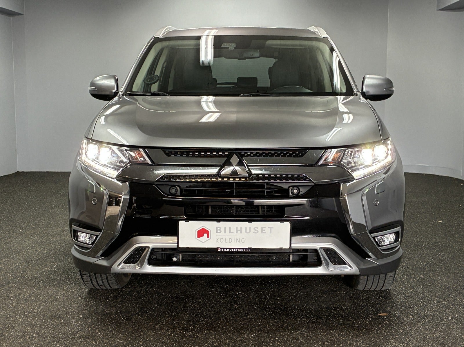 Billede af Mitsubishi Outlander 2,4 PHEV Intense CVT 4WD