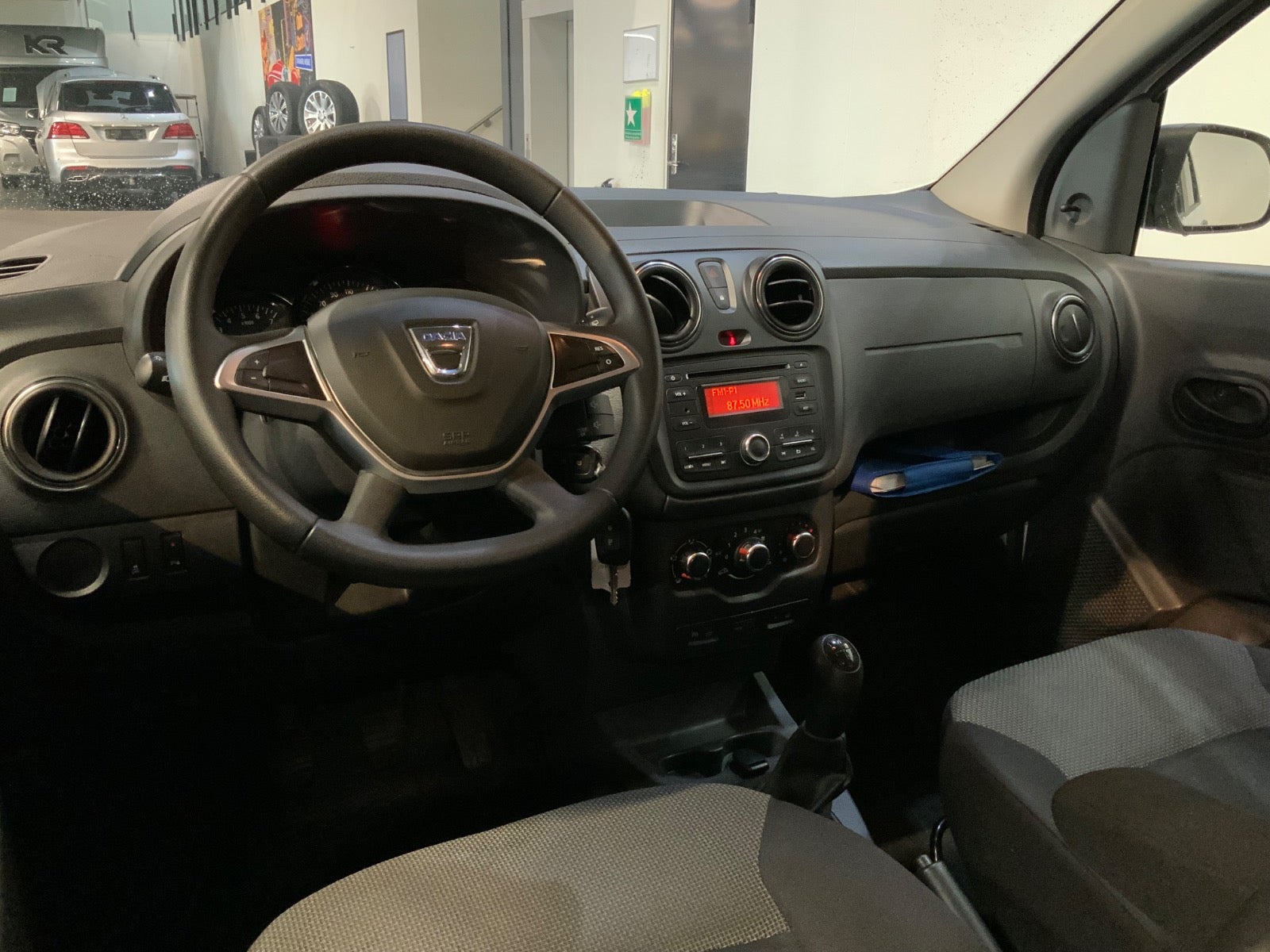 Dacia Lodgy (6/8)