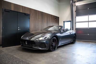 Maserati GranCabrio 4,7 Sport aut. 2d