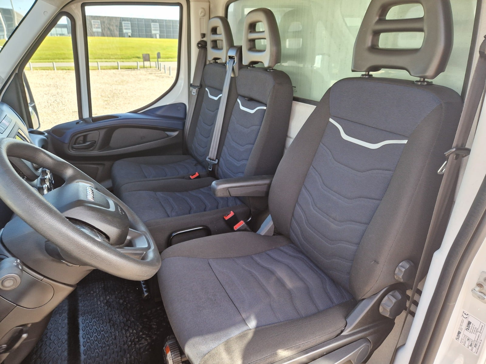 Billede af Iveco Daily 2,3 35S14 Alukasse m/lift