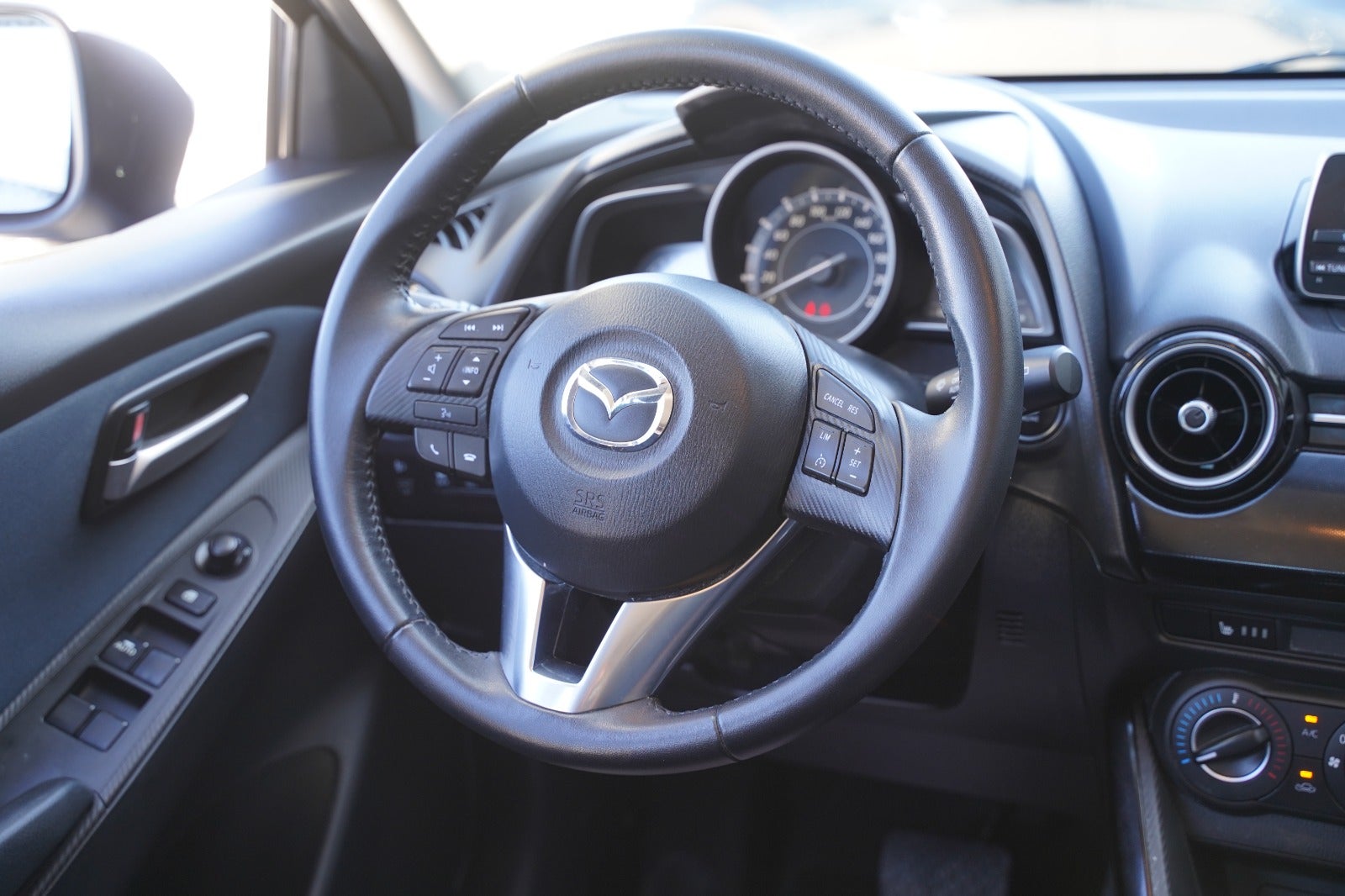 Billede af Mazda 2 1,5 SkyActiv-G 90 Vision aut.