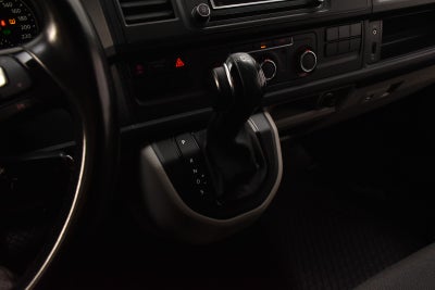 VW Transporter TDi 150 Kassevogn DSG lang